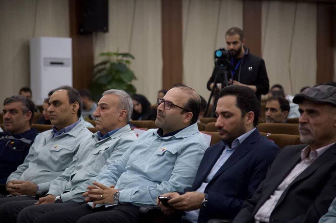 هدف اصلی اقدامات انجام شده، شکل‌گیری ارتباط دوسویه مجموعه فولاد خوزستان با سهام‌داران فعلی، بالقوه و فعالان بازار سرمایه در فضایی شفاف و رسیدن به ارزش منصفانه سهم است